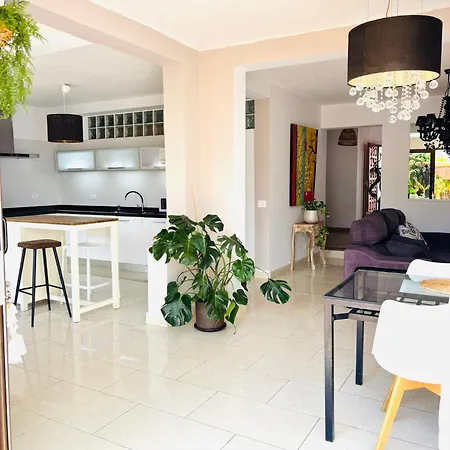 Paraiso Apartment *