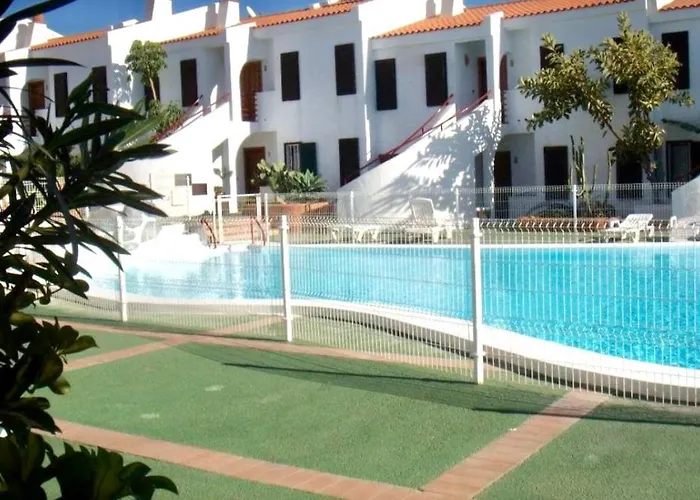 Paraiso * 卡亚俄萨尔瓦赫